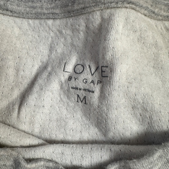 Women’s GAP pullover cropped sweatshirt grey medium - Picture 2 of 4